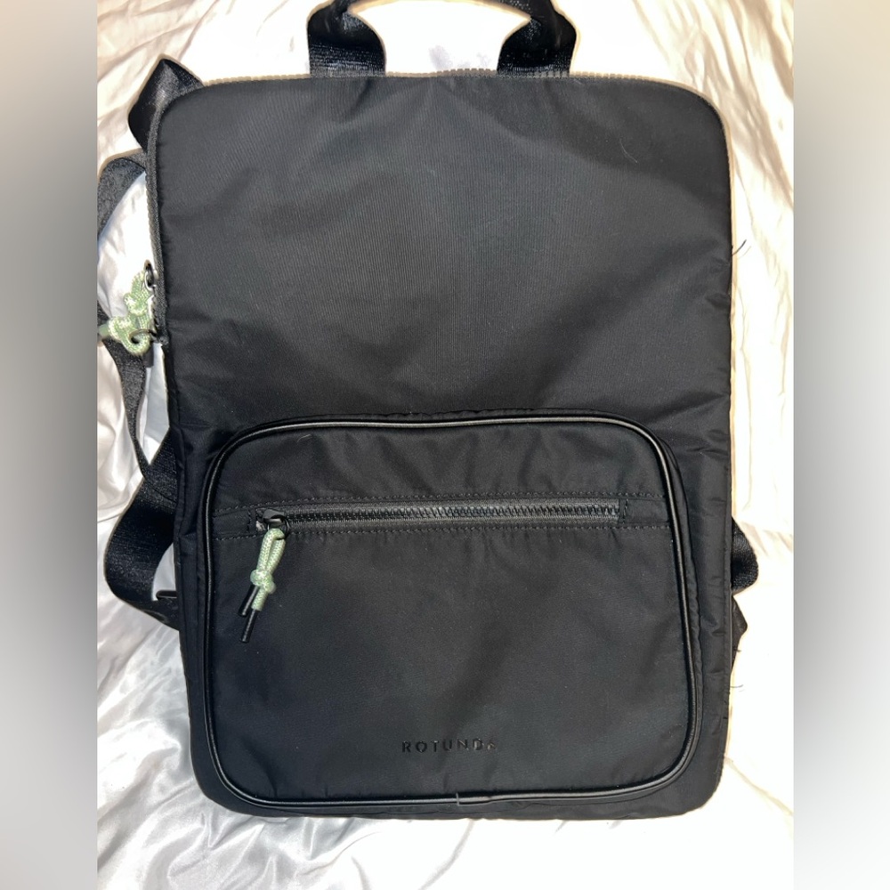 Rotunda laptop bag/backpack